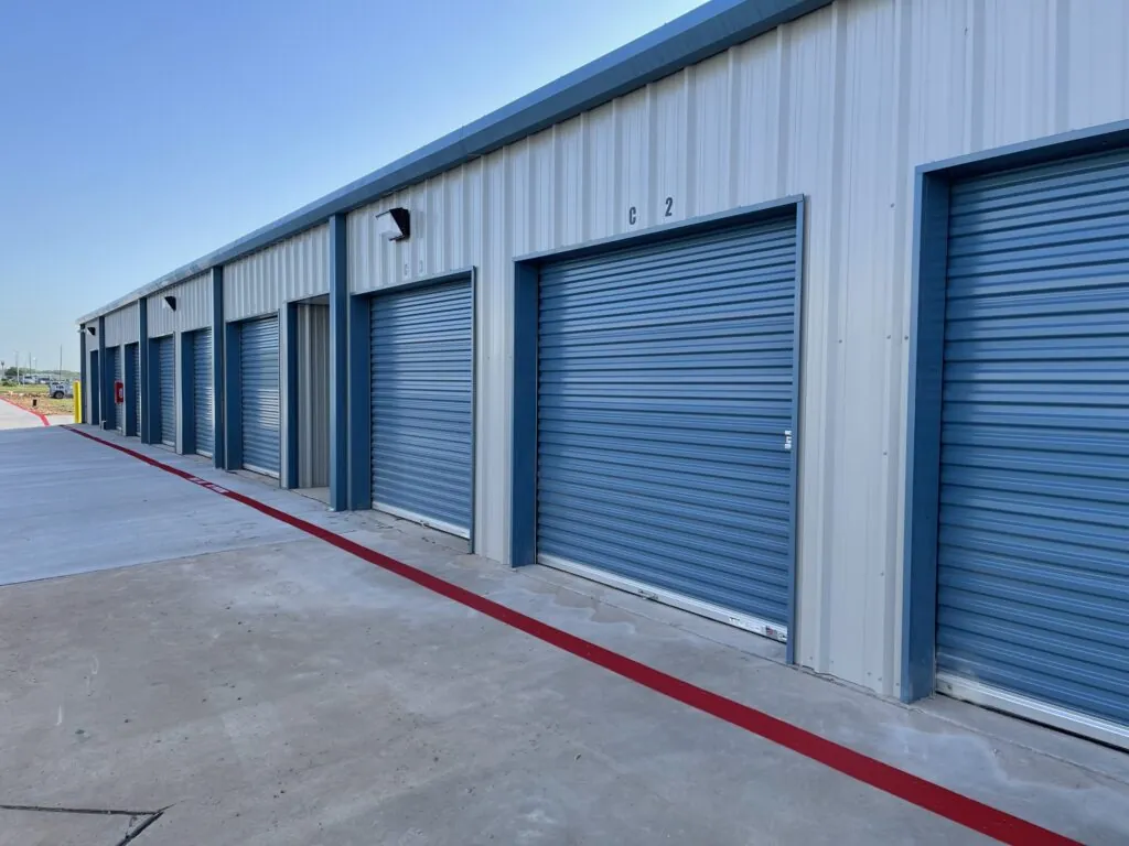 Exterior photo of Rosenberg Self Storage facility